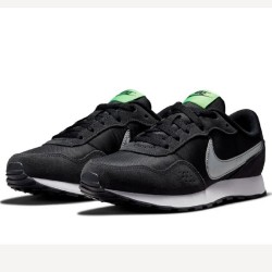 NIKE MD VALIANT (GS)