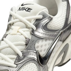NIKE V5 RNR