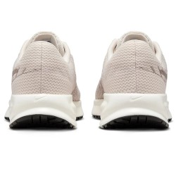W NIKE RUN DEFY
